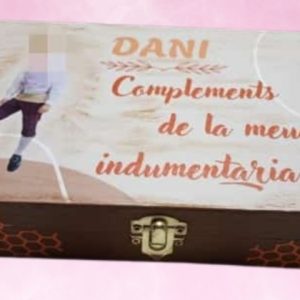 CM4- CAJA "COMPLEMENTS DE LA MEUA INDUMENTARIA"