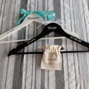 D9- PERCHA PERSONALIZADA